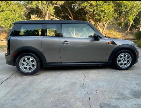 2012 MINI Cooper Clubman Base