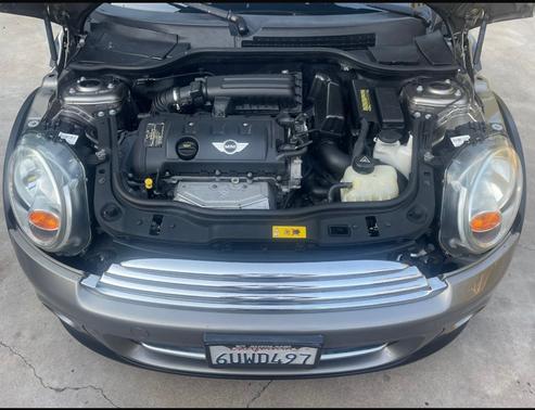 2012 MINI Cooper Clubman Base