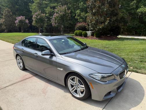 Gray 2016 BMW 535 i