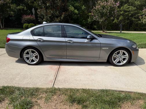 Gray 2016 BMW 535 i