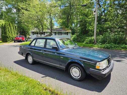 1993 Volvo 240 Base