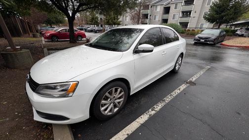 2014 Volkswagen Jetta Auto SE