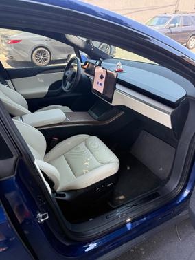 2024 Tesla Model X Long Range