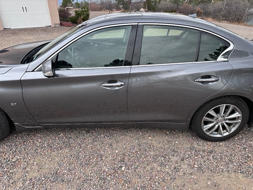 2015 INFINITI Q50 Premium