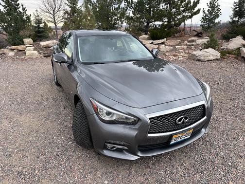 2015 INFINITI Q50 Premium