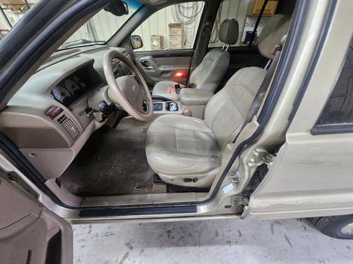 2000 Jeep Grand Cherokee Limited 4WD