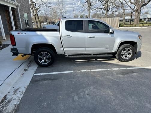 Gray 2016 Chevrolet Colorado Z71