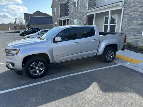 Gray 2016 Chevrolet Colorado Z71