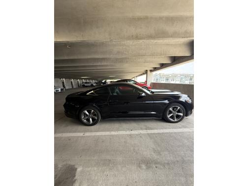 2016 Ford Mustang V6