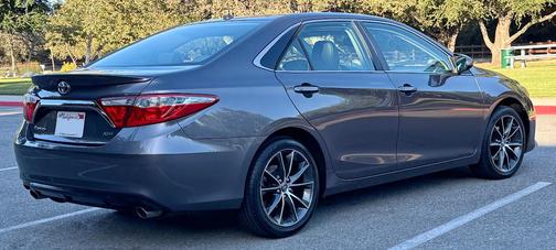 Gray 2015 Toyota Camry XSE
