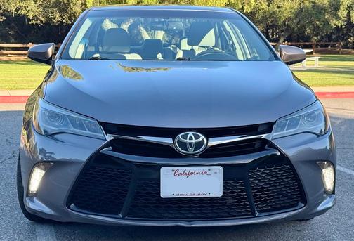 Gray 2015 Toyota Camry XSE