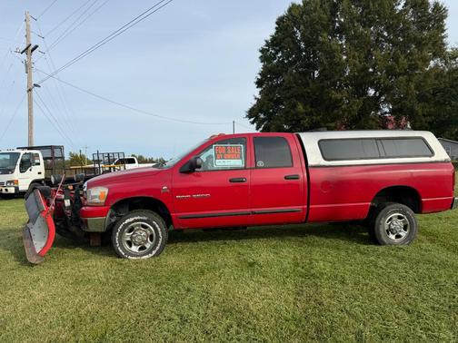 Red 2006 Dodge Ram 2500 SLT Quad Cab