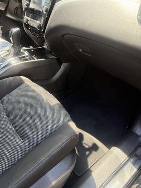Black 2017 Nissan Rogue Sport SV