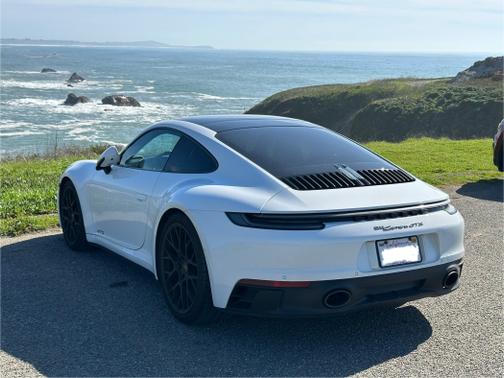2022 Porsche 911 Carrera GTS