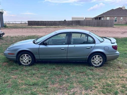 Blue 2002 Saturn SL 2