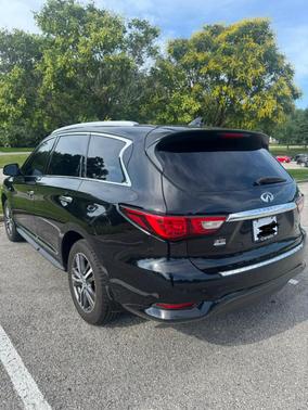 Black 2016 INFINITI QX60 Base