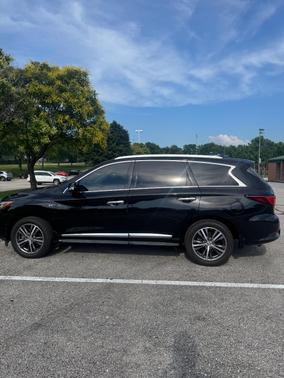 Black 2016 INFINITI QX60 Base