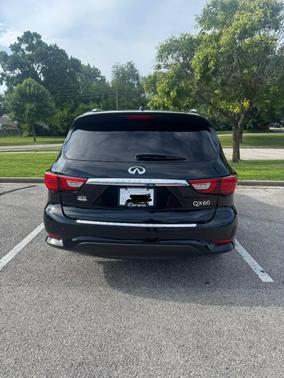 Black 2016 INFINITI QX60 Base