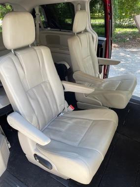 2015 Chrysler Town & Country Touring-L