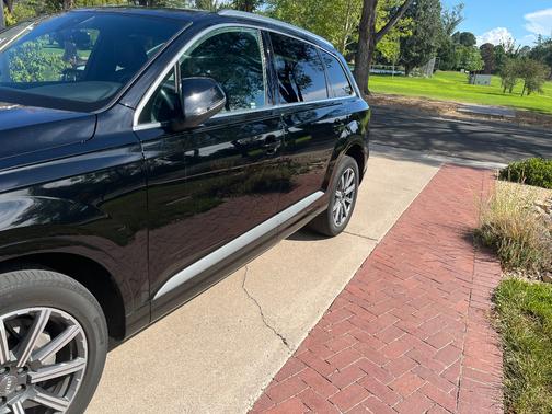 2019 Audi Q7 55 Premium Plus