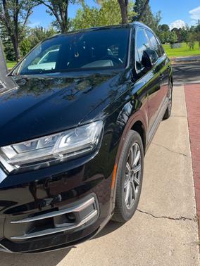 2019 Audi Q7 55 Premium Plus