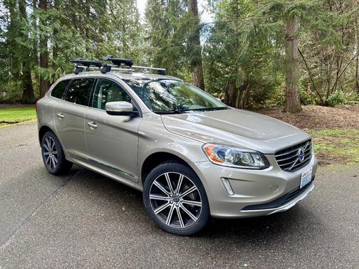 2016 Volvo XC60 T5 Drive-E Premier