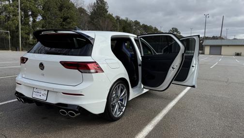 2024 Volkswagen Golf R 2.0T Manual