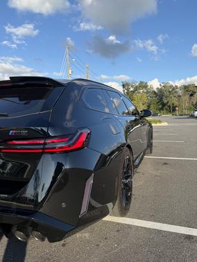 2025 BMW M5 Touring