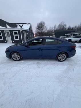 2020 Hyundai ELANTRA SEL