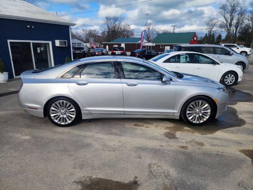 2015 Lincoln MKZ Base