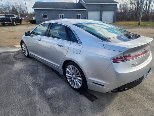 2015 Lincoln MKZ Base