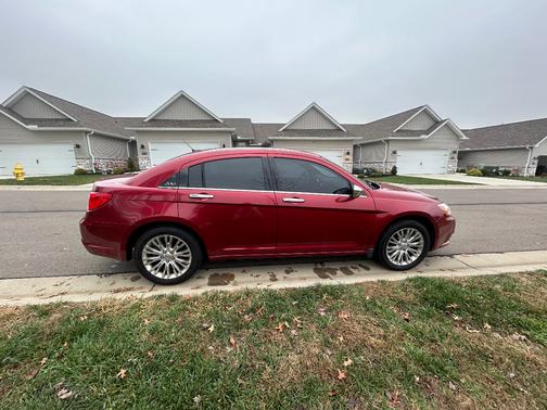 2012 Chrysler 200 Limited