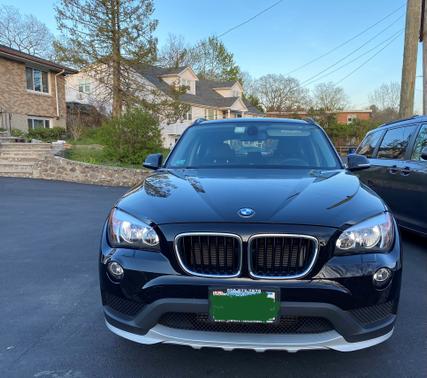 Photo 1 of 9 of 2015 BMW X1 xDrive 28i