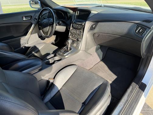2015 Hyundai Genesis Coupe 3.8 Ultimate