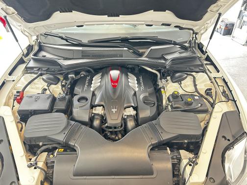 2015 Maserati Quattroporte GTS