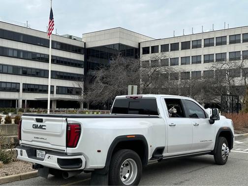 2024 GMC Sierra 3500 Denali Ultimate