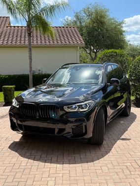 Black 2023 BMW X5 sDrive40i