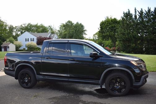 2017 Honda Ridgeline Black Edition