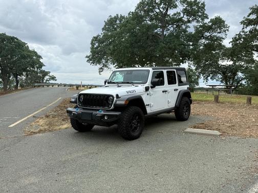 White 2024 Jeep Wrangler 4xe Willys
