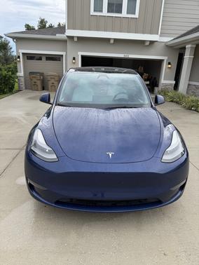 Blue 2023 Tesla Model Y Performance