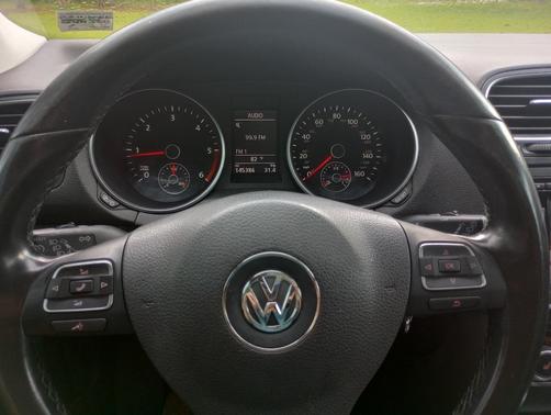 White 2014 Volkswagen Jetta SportWagen DSG TDI w/Sunroof