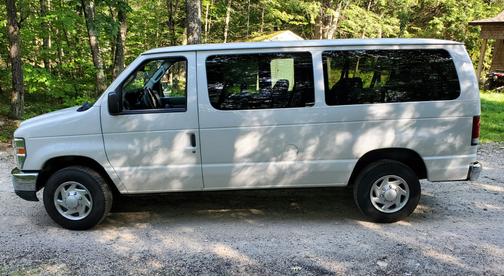 2014 Ford E350 Super Duty XLT