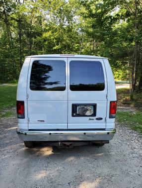 2014 Ford E350 Super Duty XLT