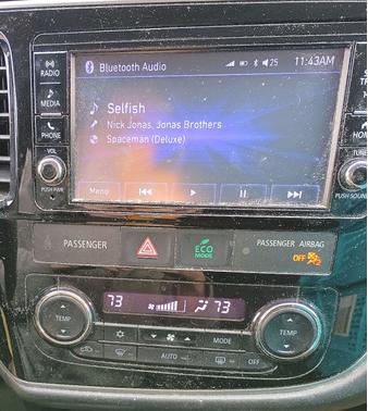 2018 Mitsubishi Outlander LE