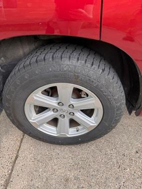 Red 2010 Toyota Highlander SE