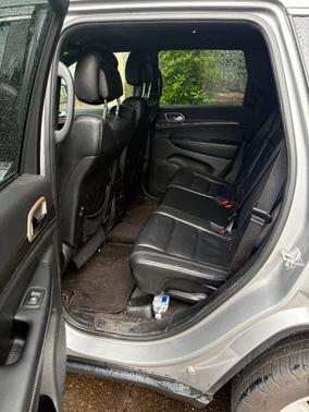 Silver 2017 Jeep Grand Cherokee Limited