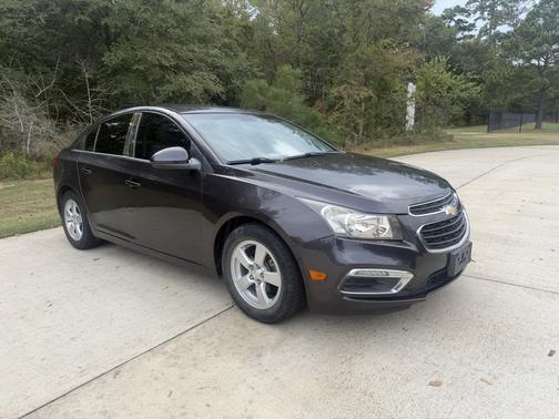 Gray 2015 Chevrolet Cruze 1LT