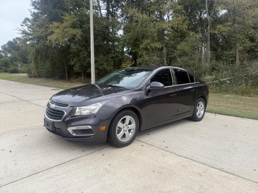 Gray 2015 Chevrolet Cruze 1LT