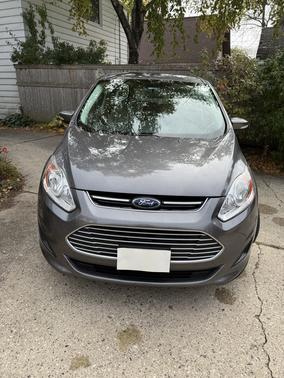 Gray 2013 Ford C-Max Hybrid SE