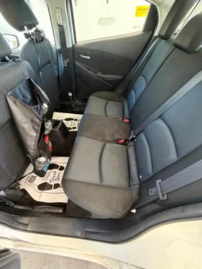 White 2018 Toyota Yaris iA Base